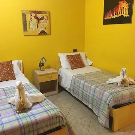 Marina Di Vigata Bed & Breakfast Porto Empedocle